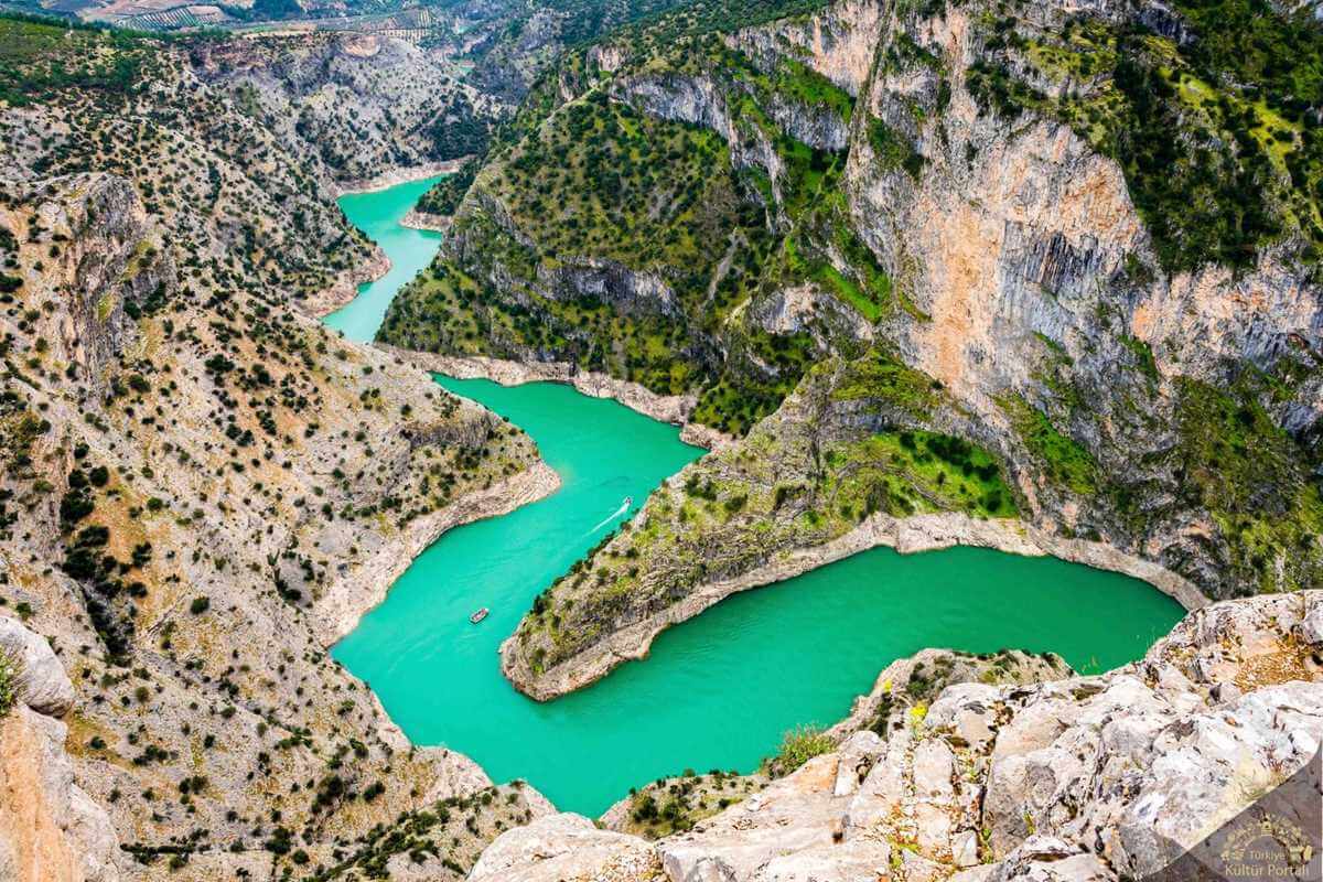 GÜNÜBİRLİK RAFTİNG - KÖPRÜLÜ KANYON TURU