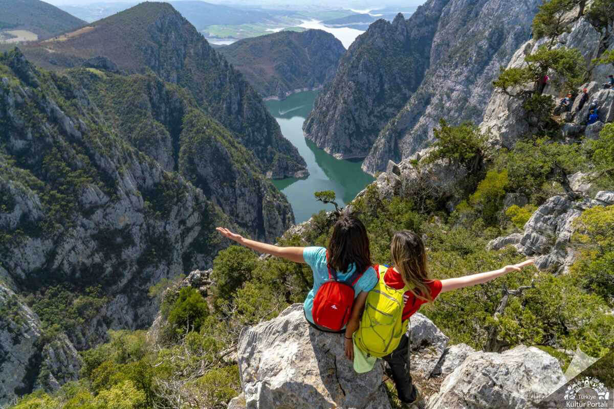 GÜNÜBİRLİK RAFTİNG - KÖPRÜLÜ KANYON TURU